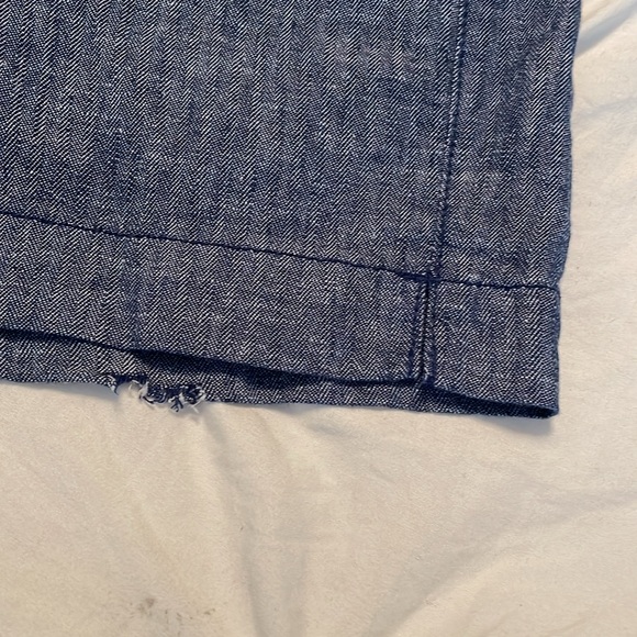 NWT - Old Navy / size 6 / Linen Everyday Shorts - high rise - distressed - Picture 5 of 12
